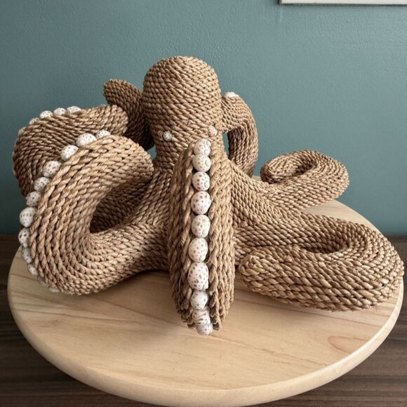 Vintage Whitewash Woven Rope Octopus w/ Seashell Accents Tabletop Coastal Decor - Picture 1 of 9
